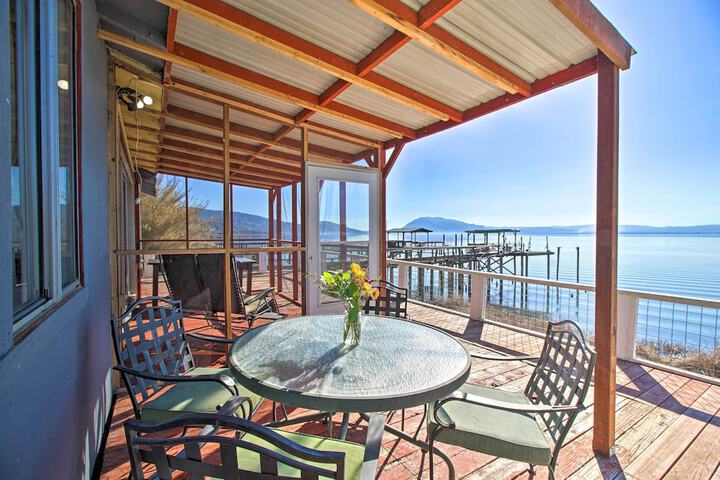 Lakefront Sanctuary w / Mount Konocti Views
