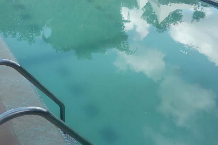 Pool 8 of 15