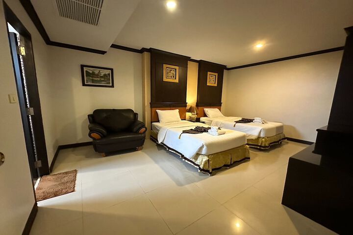 Room 5 of 60
