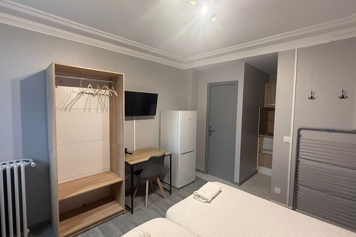 Room 5 of 20