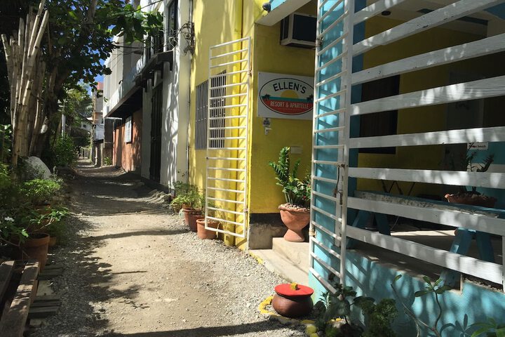 Ellens Resort Annex