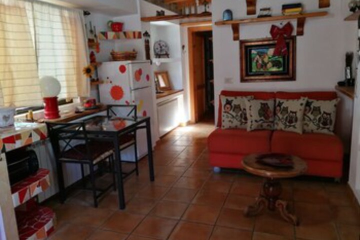 Room 4 of 15