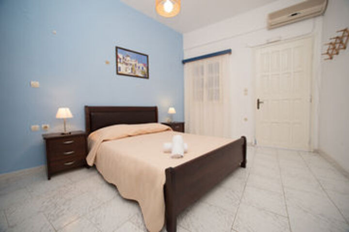 Room 35 of 81