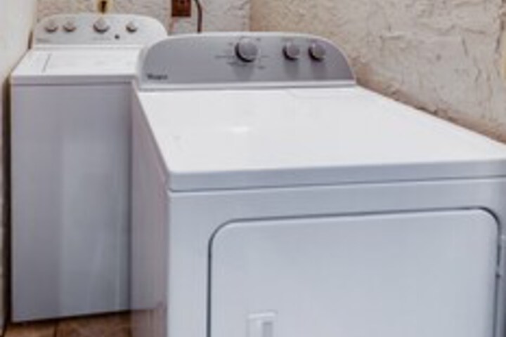 Laundry 16 of 39
