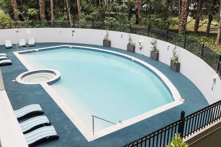 Pool 77 of 138