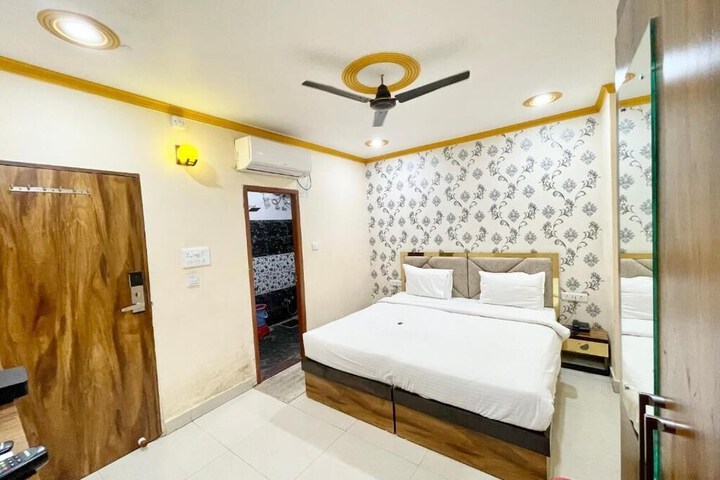 Room 29 of 42