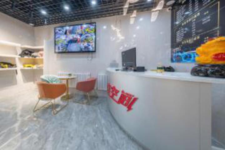 Steam Cat Esports Hotel