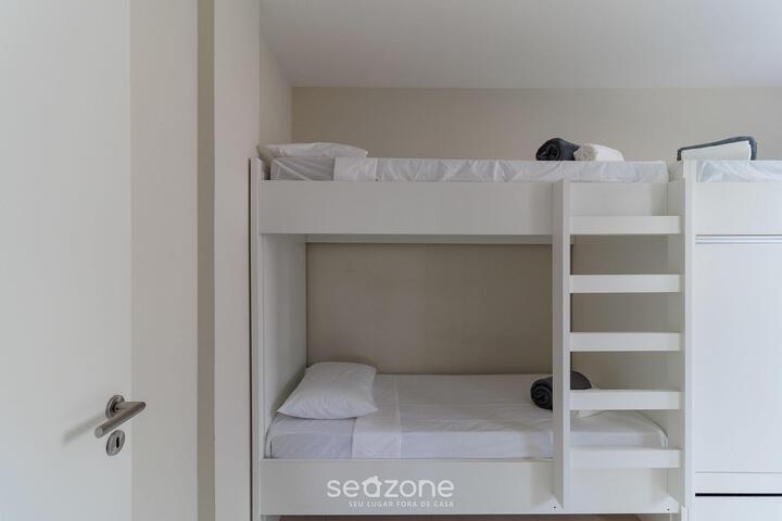 Room 14 of 29