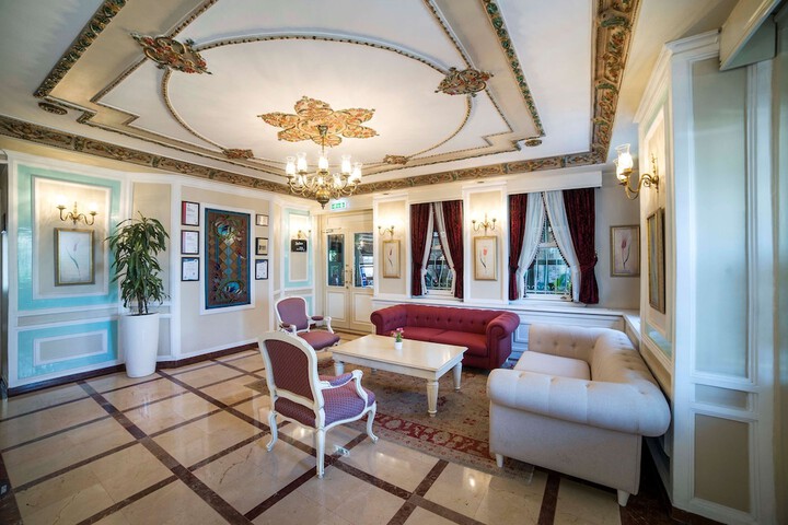 Lobby Entry