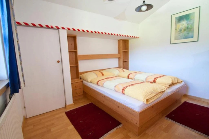 Room 3 of 13