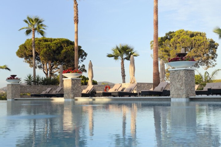 Pool 107 of 192