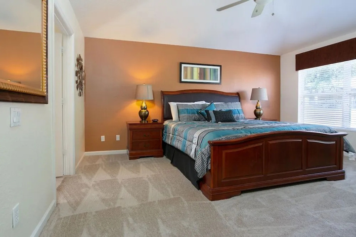 Room 4 of 21