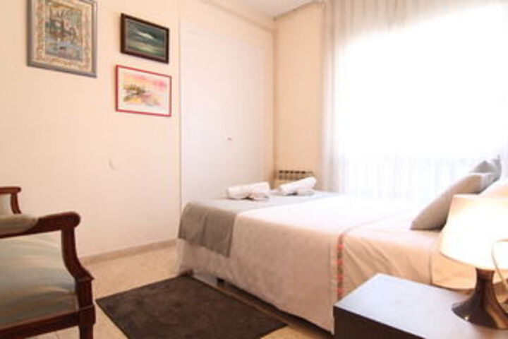 Room 27 of 140