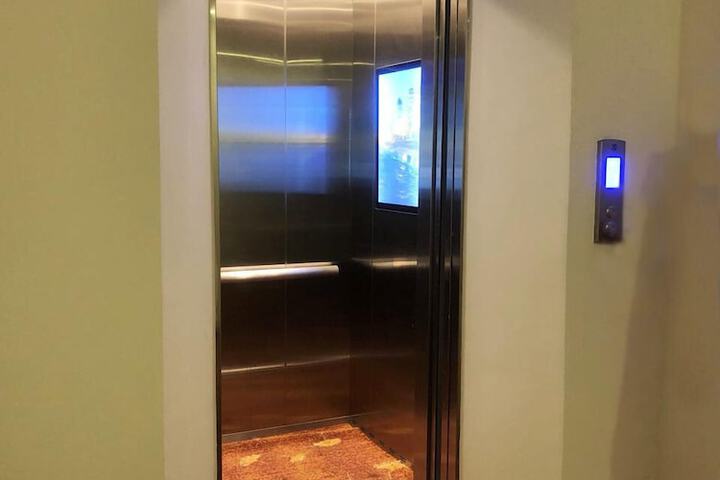 Hotel Interior 22 of 29