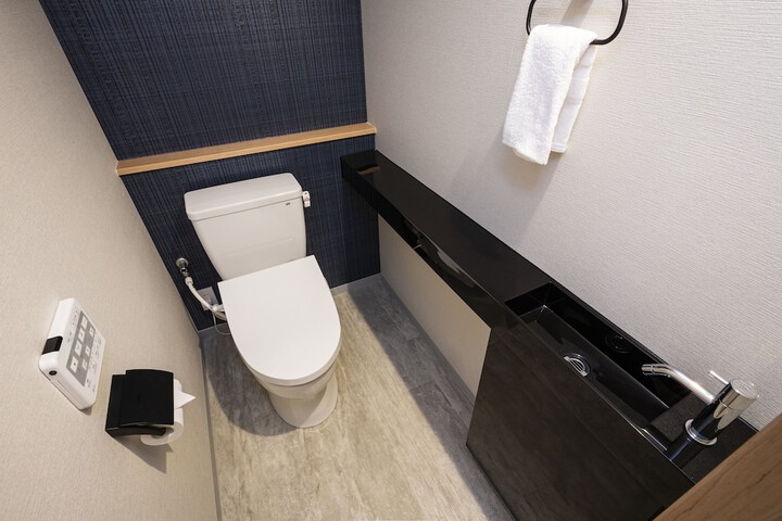 Room 42 of 56