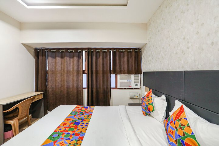 Room 20 of 28