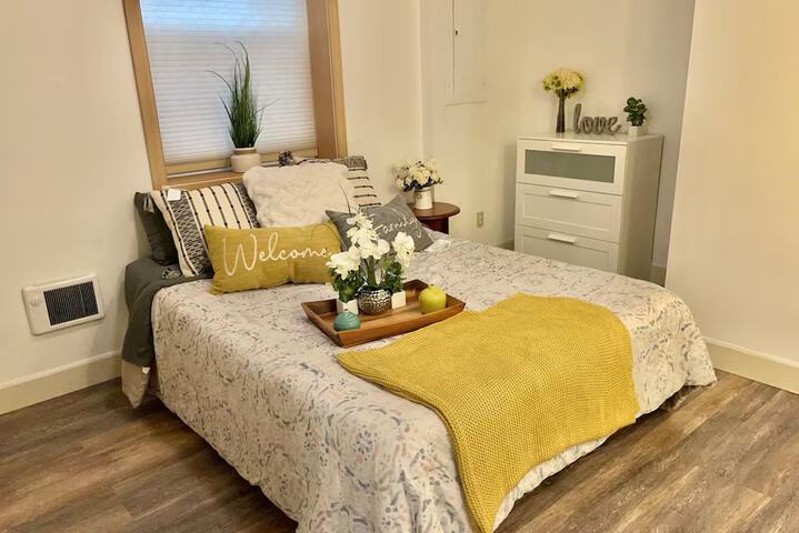Room 2 of 53