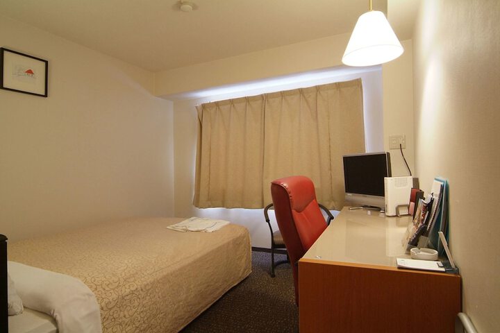 Room 22 of 40