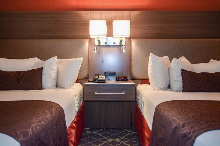 Room 15 of 23
