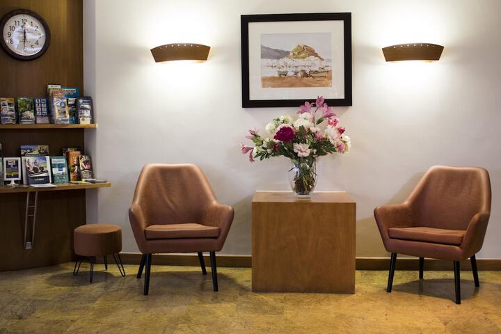 Entrance & Lobby