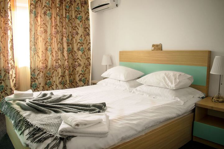 Room 4 of 31