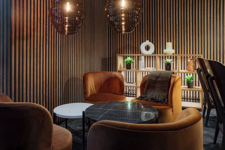 Lobby Entry