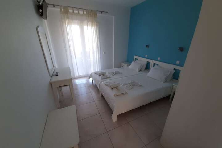 Room 9 of 60