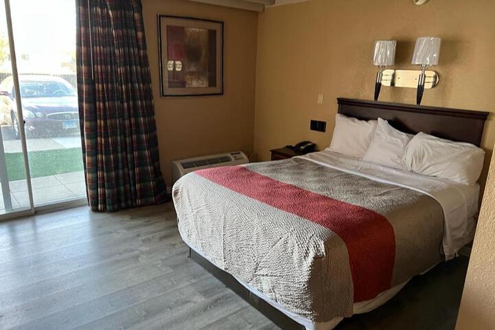Room 7 of 46