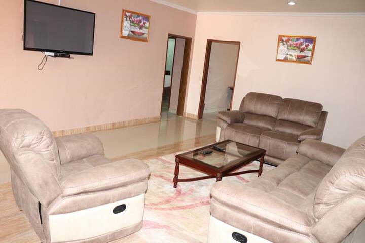 Room 18 of 34