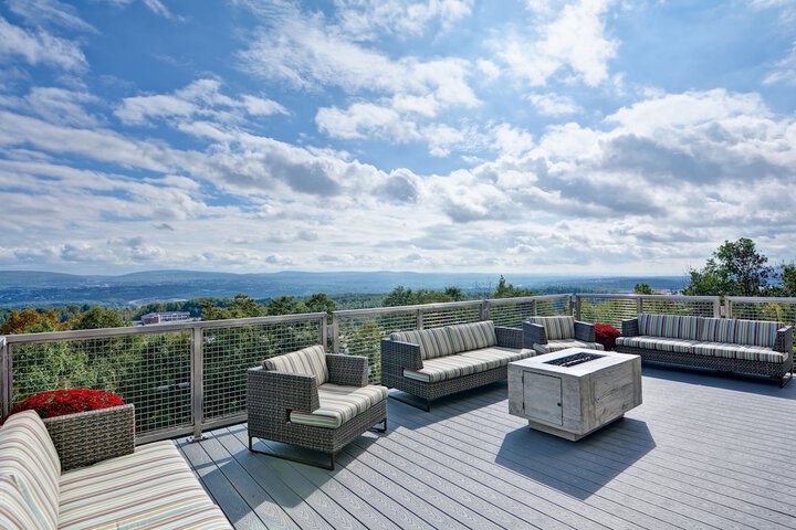 Sundeck