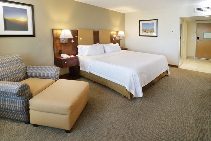 Room 15 of 111