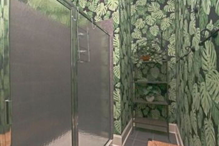 Room 11 of 71