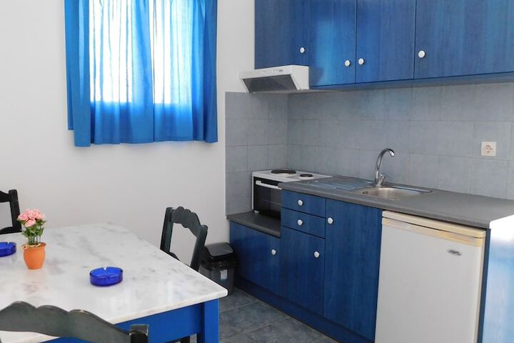 Room 13 of 42