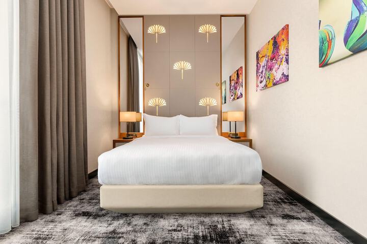 Room 29 of 69