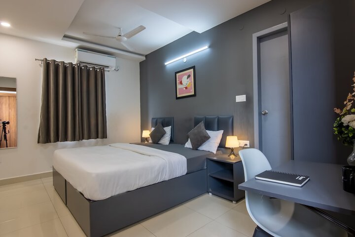 Housr 84 Kondapur Near Botanical Garden