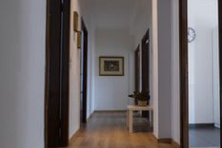 Room 12 of 24