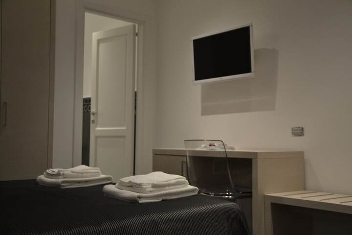 Room 29 of 50