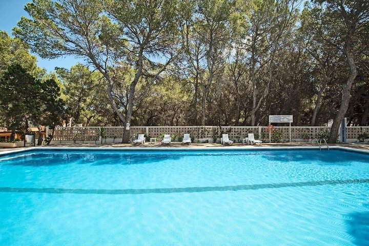 Hotel Pool