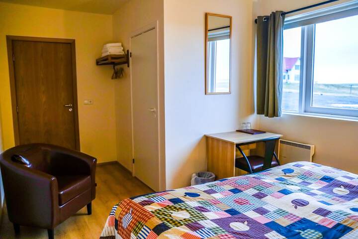 Room 44 of 167