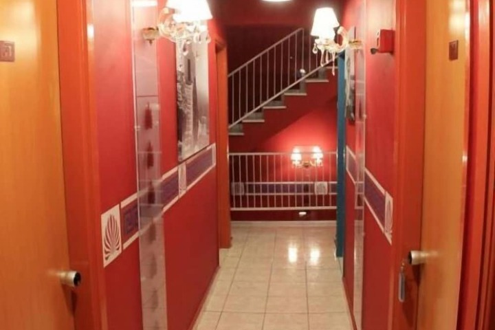 Ballroom/Hall 45 of 47