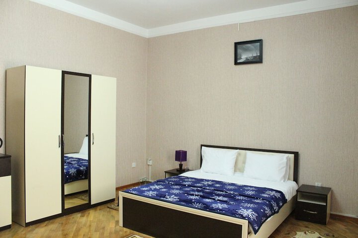 Room 22 of 33