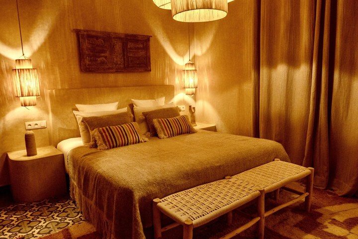 Room 37 of 80