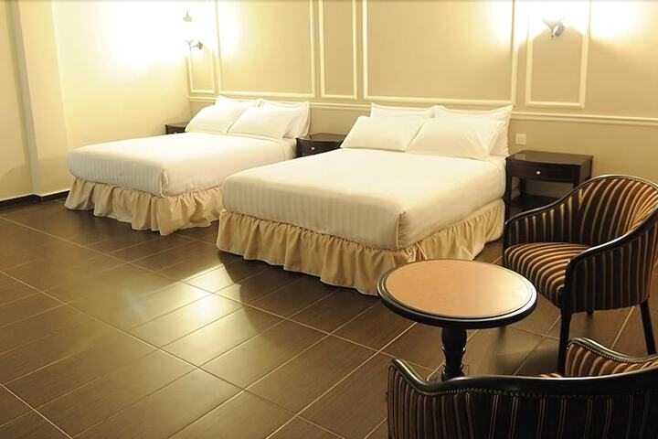 Room 3 of 31