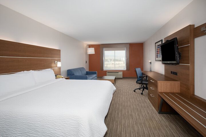 Room 8 of 56