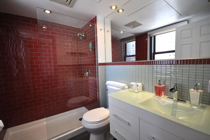 Room 42 of 72