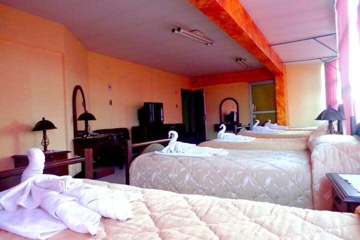 Room 6 of 67