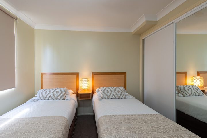 Room 8 of 31