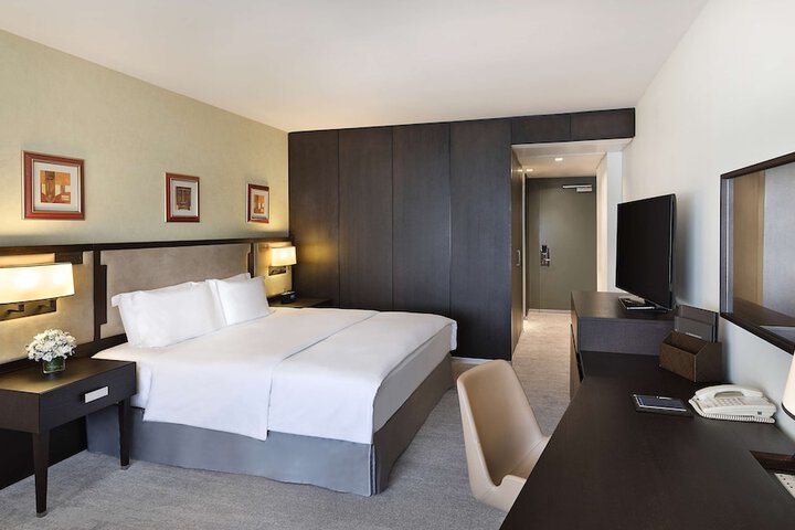 Room 16 of 129