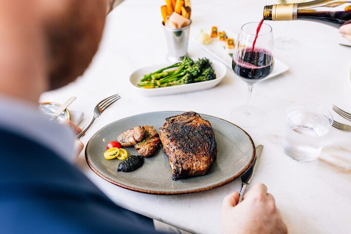 Dining 65 of 103