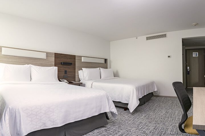Room 8 of 55